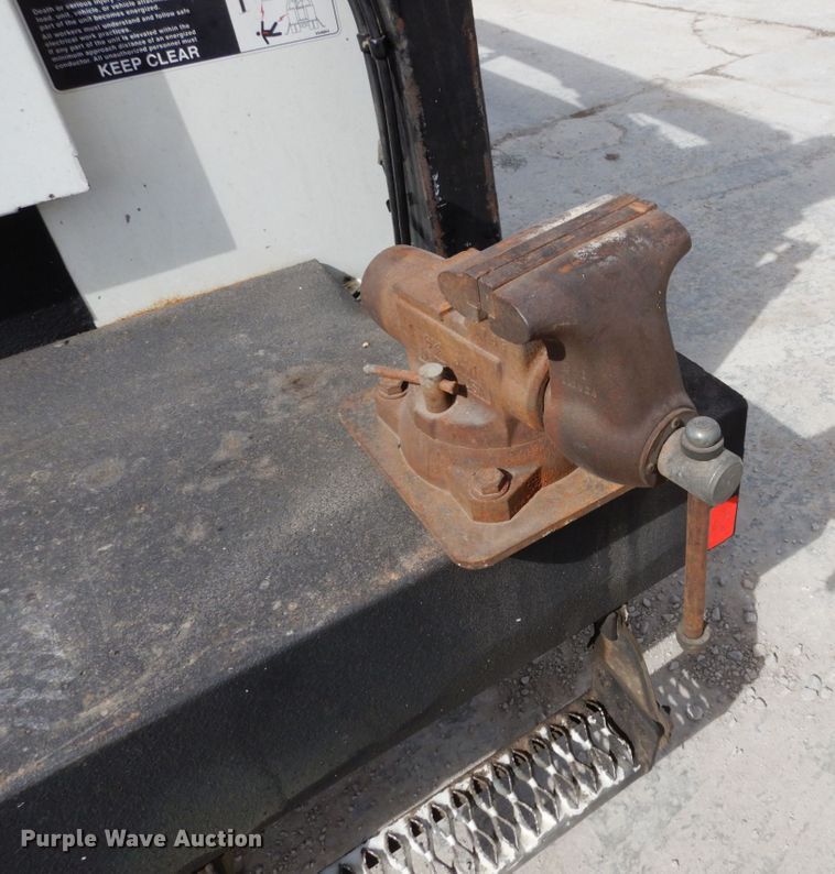 image for item JK9764 2016 Ford F550 Super Duty  SuperCab utility / service truck