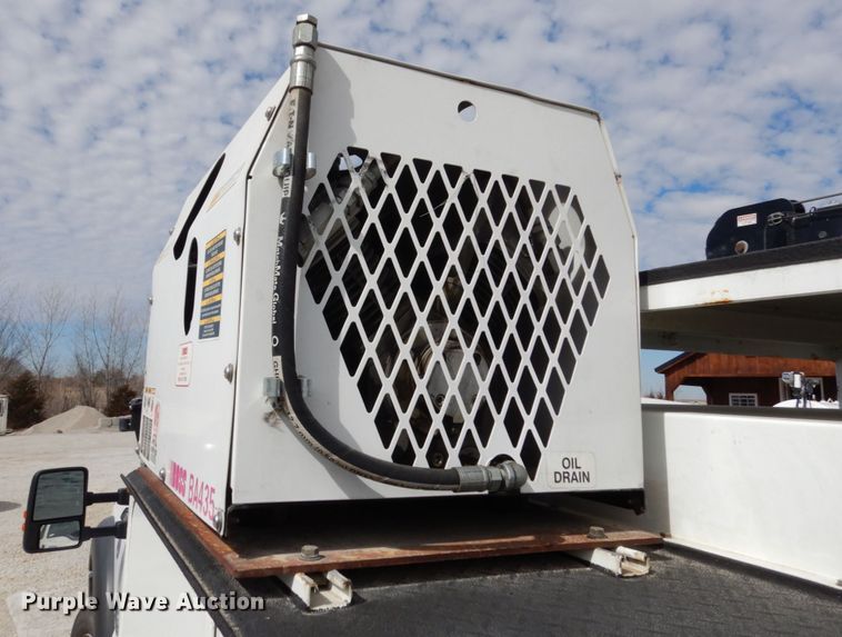 image for item JK9764 2016 Ford F550 Super Duty  SuperCab utility / service truck