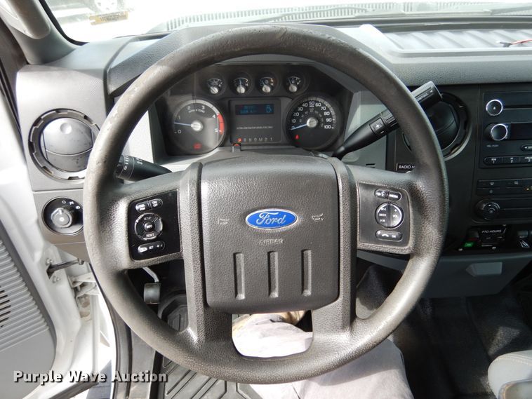 image for item JK9764 2016 Ford F550 Super Duty  SuperCab utility / service truck