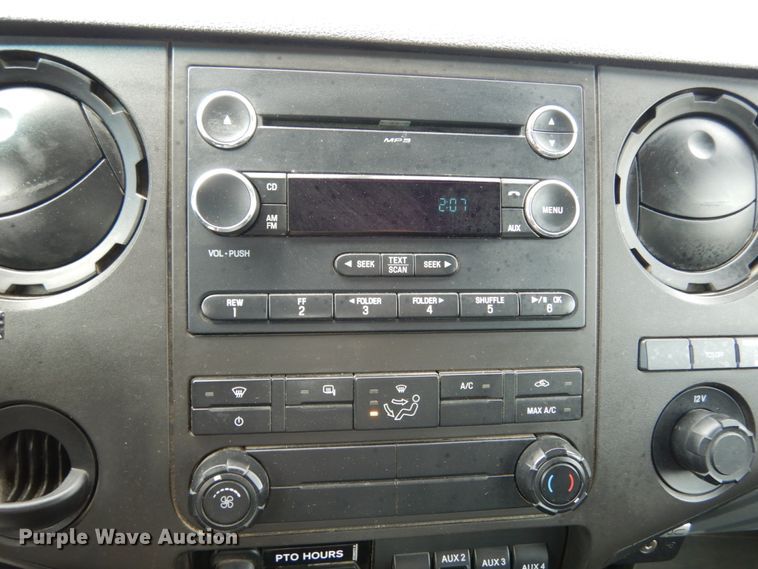 image for item JK9764 2016 Ford F550 Super Duty  SuperCab utility / service truck