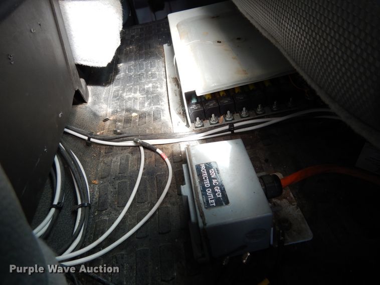 image for item JK9764 2016 Ford F550 Super Duty  SuperCab utility / service truck