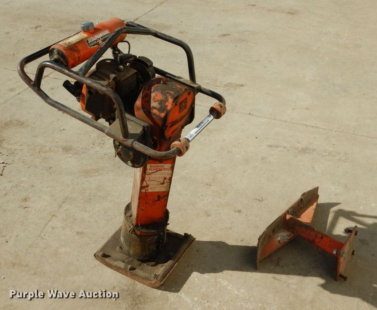 image for item JK9772 Multiquip 60L  plate compactor