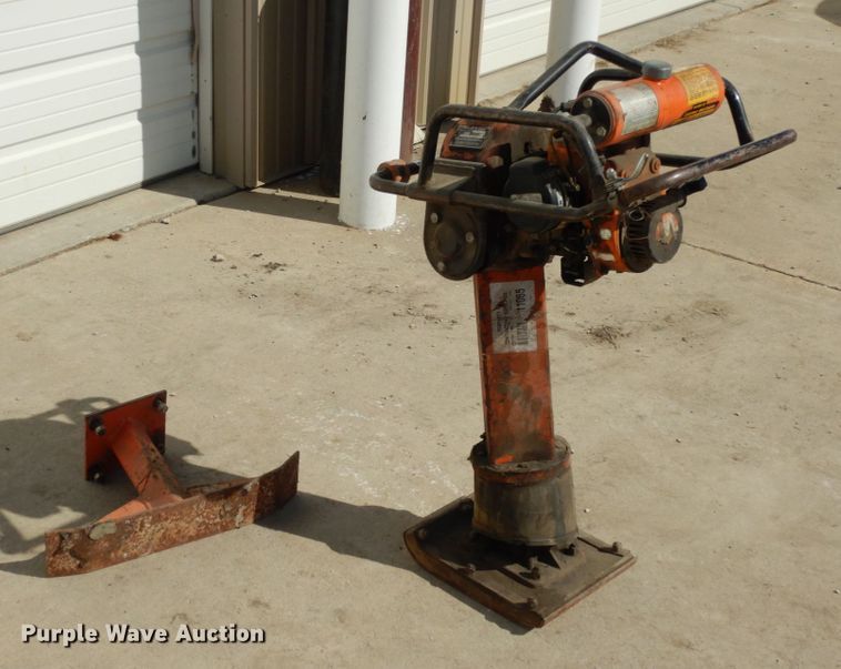 image for item JK9772 Multiquip 60L  plate compactor