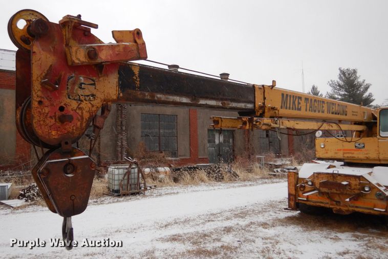 image for item JK9775 1973 Grove RT59/S  crane