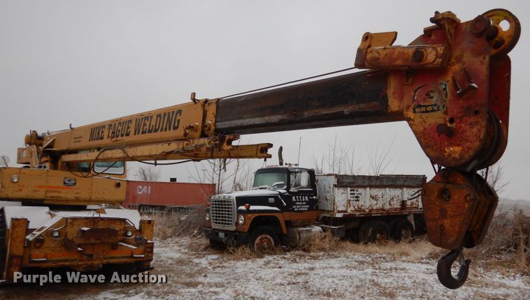 image for item JK9775 1973 Grove RT59/S  crane