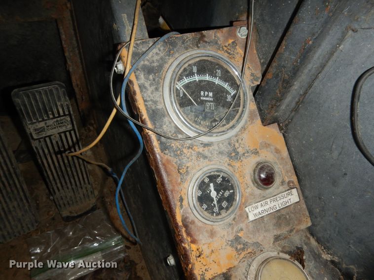 image for item JK9775 1973 Grove RT59/S  crane