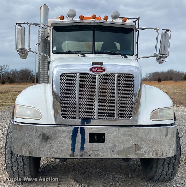 image for item JN9191 2009 Peterbilt 340  volumetric ready mix truck