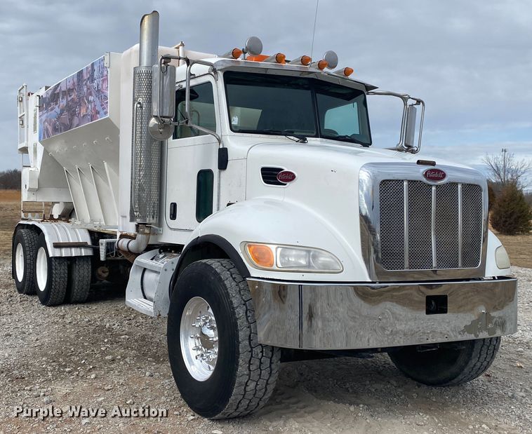 image for item JN9191 2009 Peterbilt 340  volumetric ready mix truck