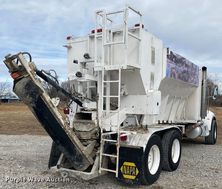 image for item JN9191 2009 Peterbilt 340  volumetric ready mix truck