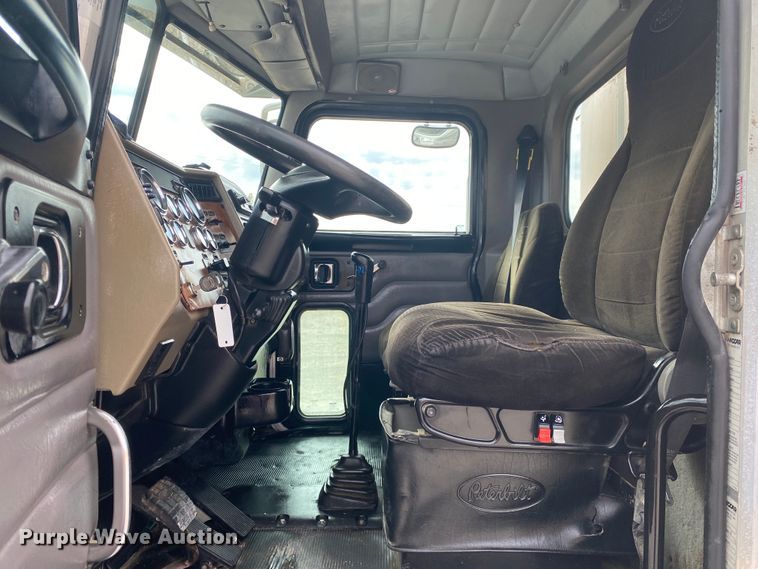 image for item JN9191 2009 Peterbilt 340  volumetric ready mix truck