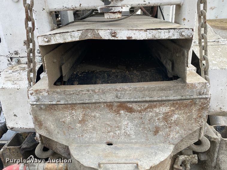 image for item JN9191 2009 Peterbilt 340  volumetric ready mix truck