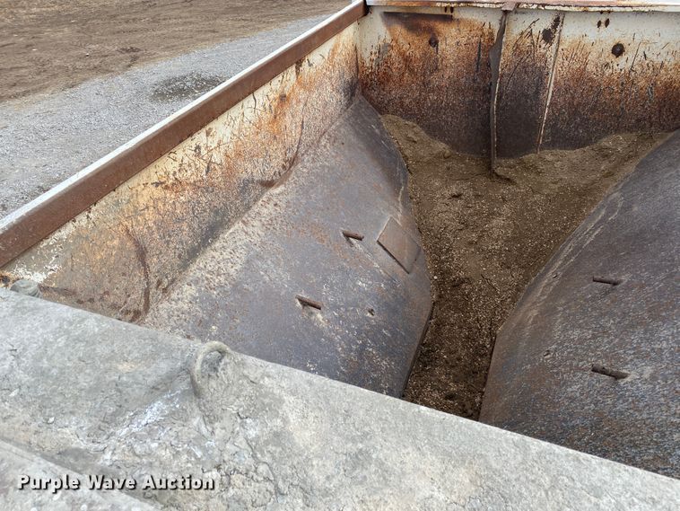 image for item JN9191 2009 Peterbilt 340  volumetric ready mix truck