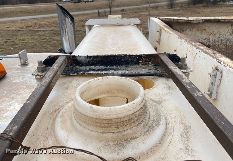 image for item JN9191 2009 Peterbilt 340  volumetric ready mix truck