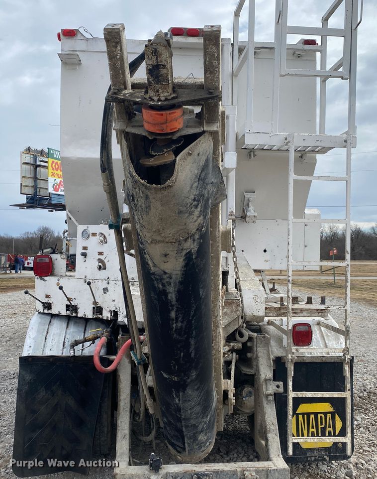 image for item JN9191 2009 Peterbilt 340  volumetric ready mix truck