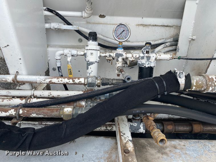 image for item JN9191 2009 Peterbilt 340  volumetric ready mix truck