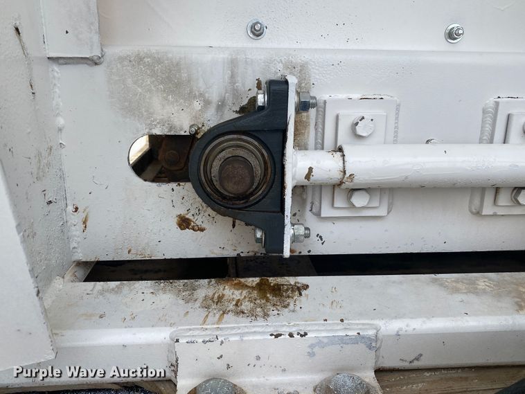 image for item JN9191 2009 Peterbilt 340  volumetric ready mix truck