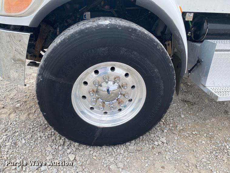 image for item JN9191 2009 Peterbilt 340  volumetric ready mix truck