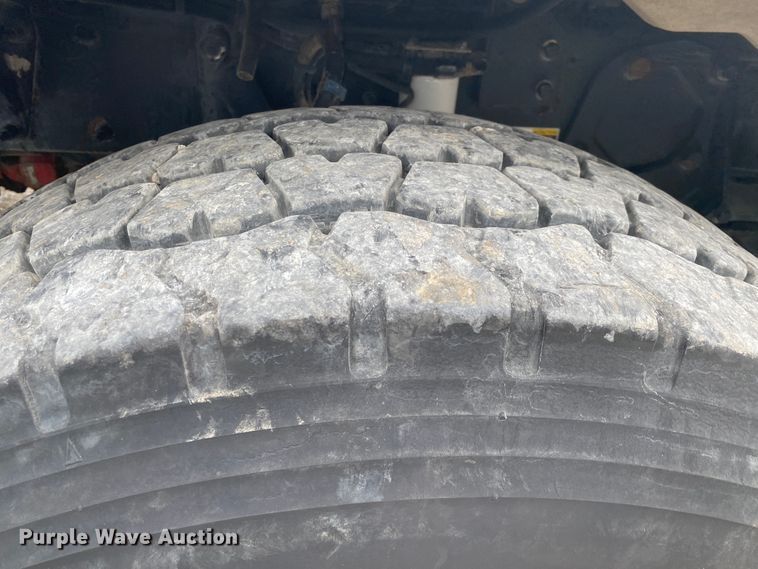 image for item JN9191 2009 Peterbilt 340  volumetric ready mix truck