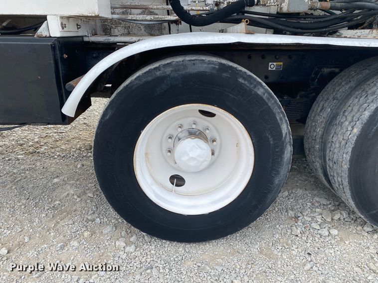 image for item JN9191 2009 Peterbilt 340  volumetric ready mix truck