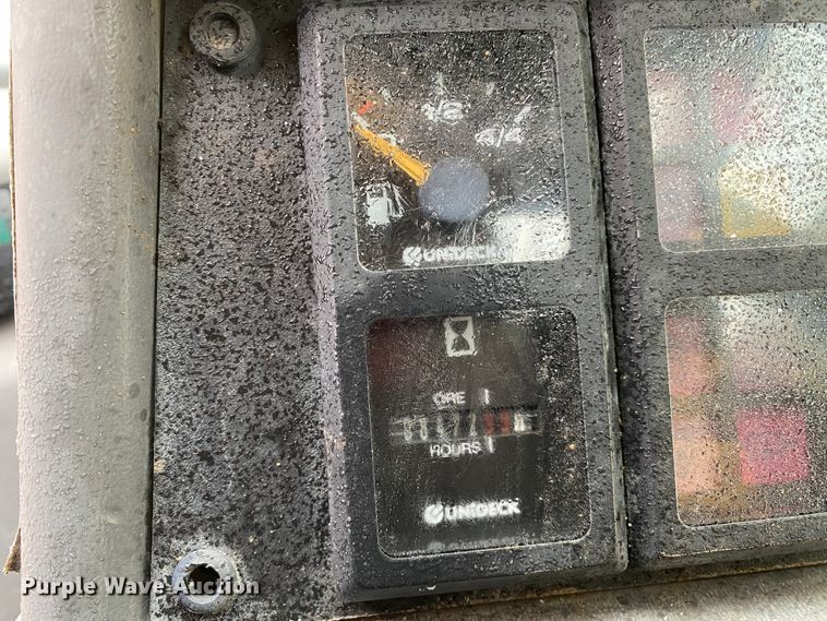 image for item JN9199 1999 Gehl DL8H  telehandler