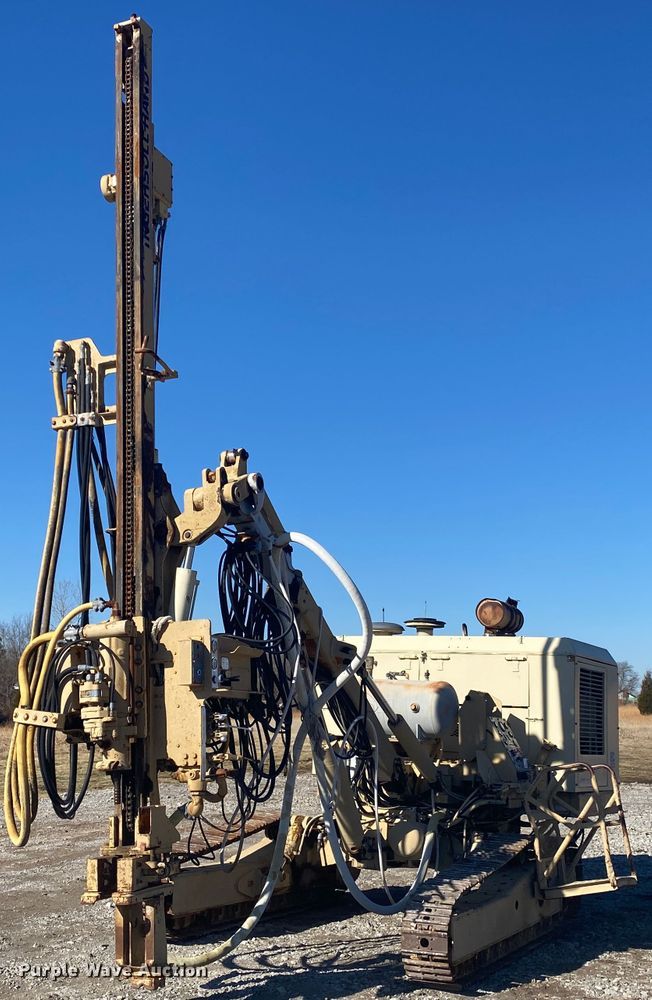 image for item JN9208 Ingersoll Rand ECM-370  vertical drill