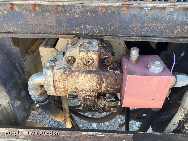 image for item JN9208 Ingersoll Rand ECM-370  vertical drill