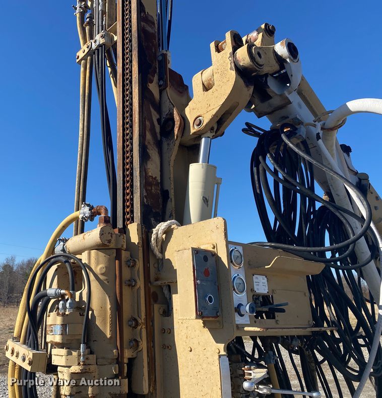 image for item JN9208 Ingersoll Rand ECM-370  vertical drill