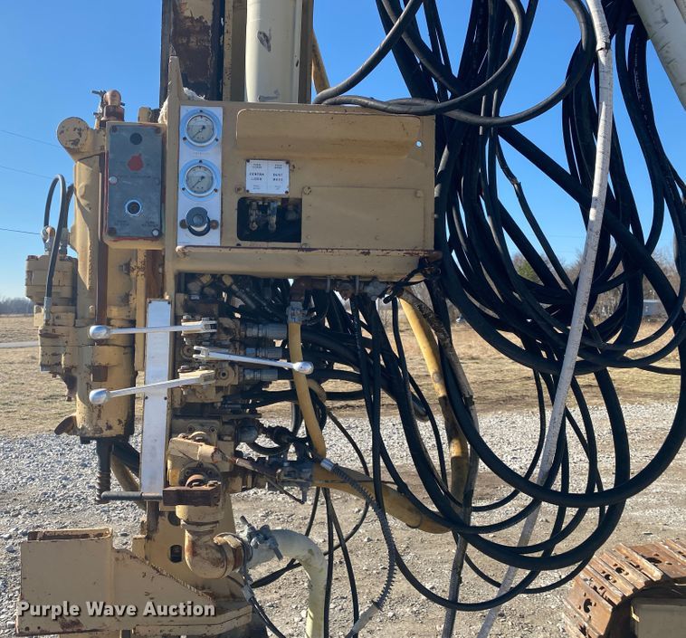 image for item JN9208 Ingersoll Rand ECM-370  vertical drill