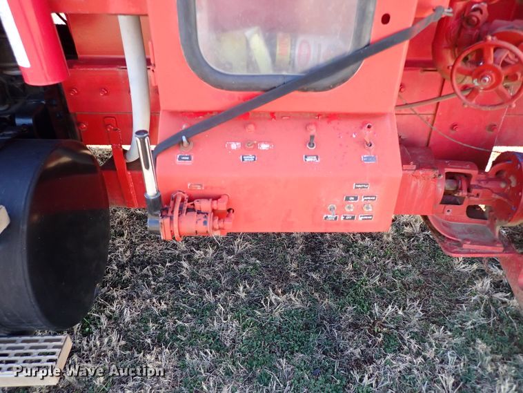 image for item JO9702 2003 Mack CV713  vacuum truck