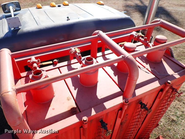 image for item JO9702 2003 Mack CV713  vacuum truck