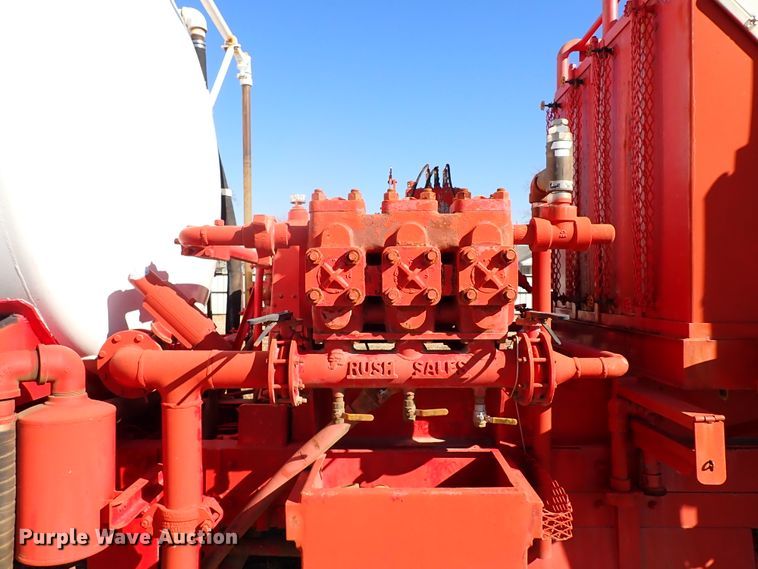 image for item JO9702 2003 Mack CV713  vacuum truck