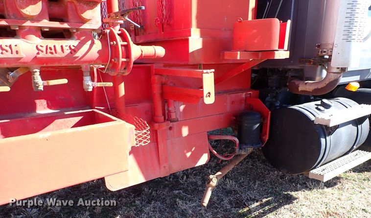 image for item JO9702 2003 Mack CV713  vacuum truck