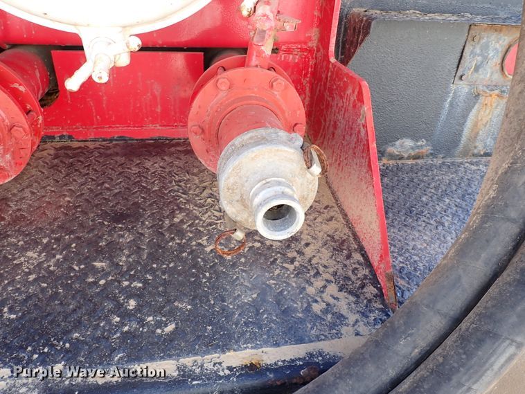 image for item JO9702 2003 Mack CV713  vacuum truck