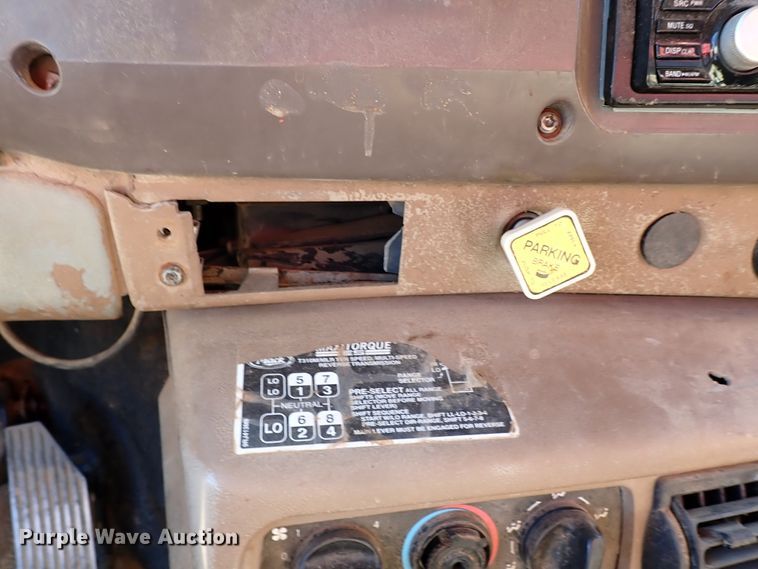 image for item JO9702 2003 Mack CV713  vacuum truck