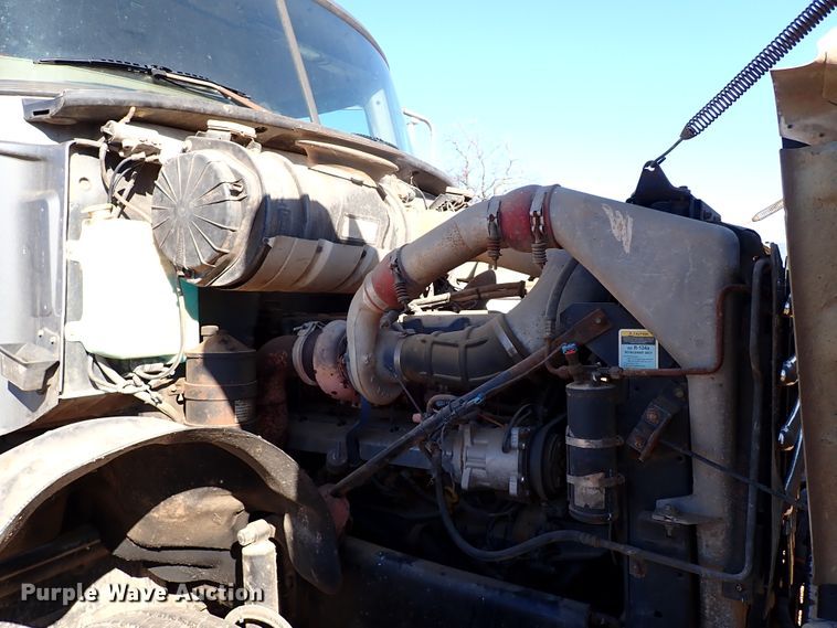 image for item JO9702 2003 Mack CV713  vacuum truck