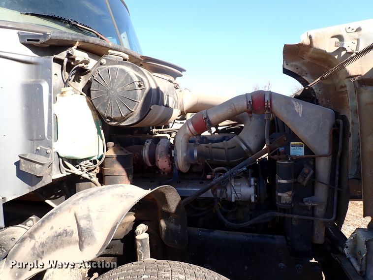 image for item JO9702 2003 Mack CV713  vacuum truck