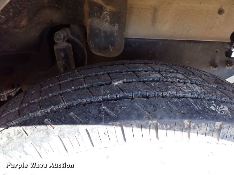 image for item JO9702 2003 Mack CV713  vacuum truck