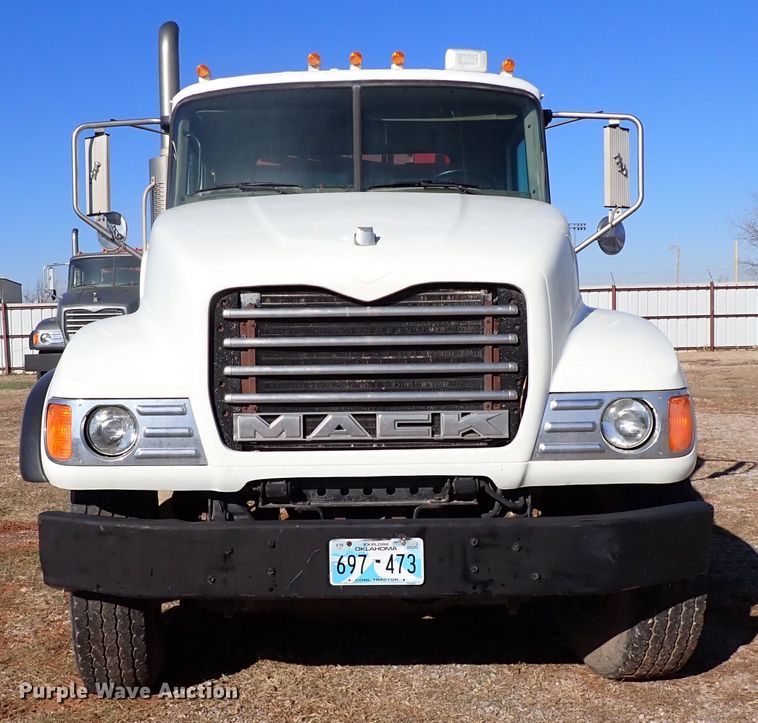 image for item JO9703 2003 Mack CV713  vacuum truck