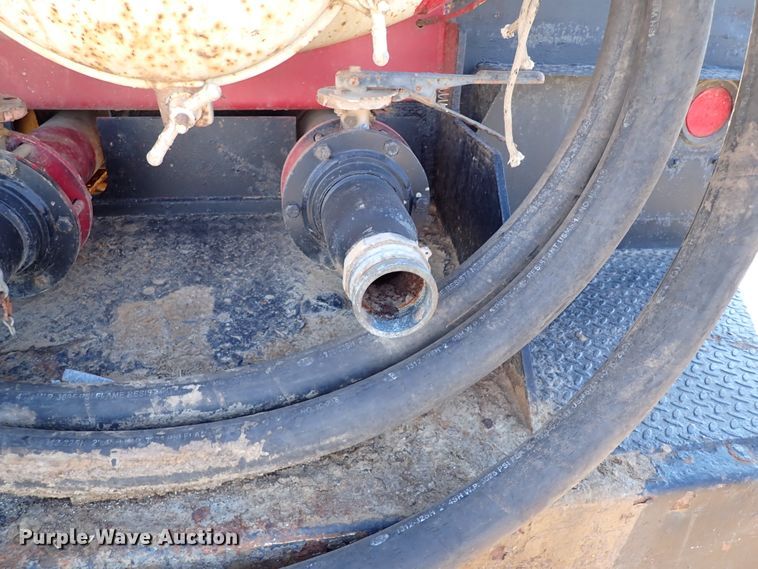 image for item JO9703 2003 Mack CV713  vacuum truck