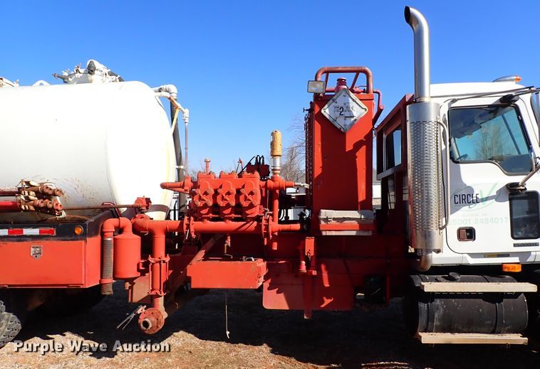 image for item JO9703 2003 Mack CV713  vacuum truck