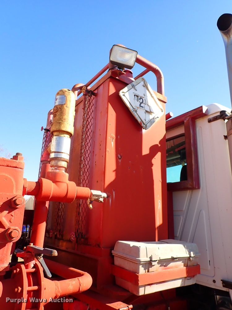 image for item JO9703 2003 Mack CV713  vacuum truck