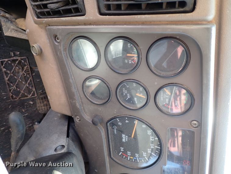 image for item JO9703 2003 Mack CV713  vacuum truck