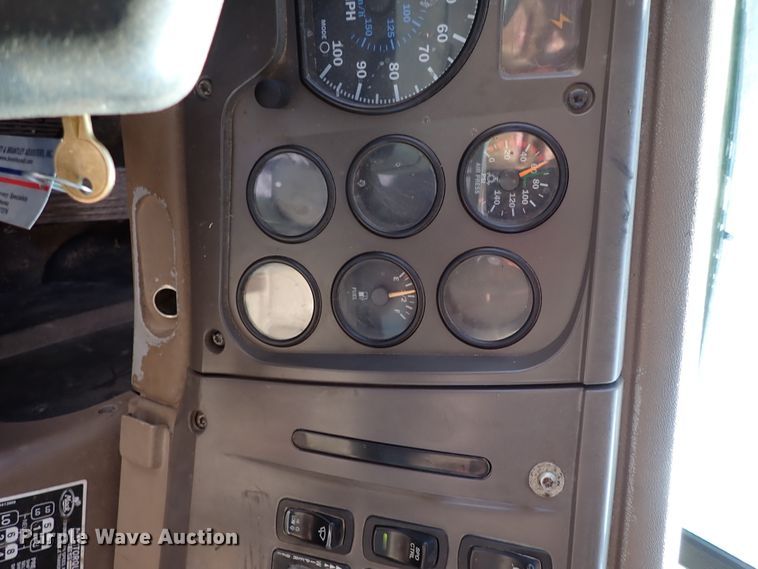 image for item JO9703 2003 Mack CV713  vacuum truck