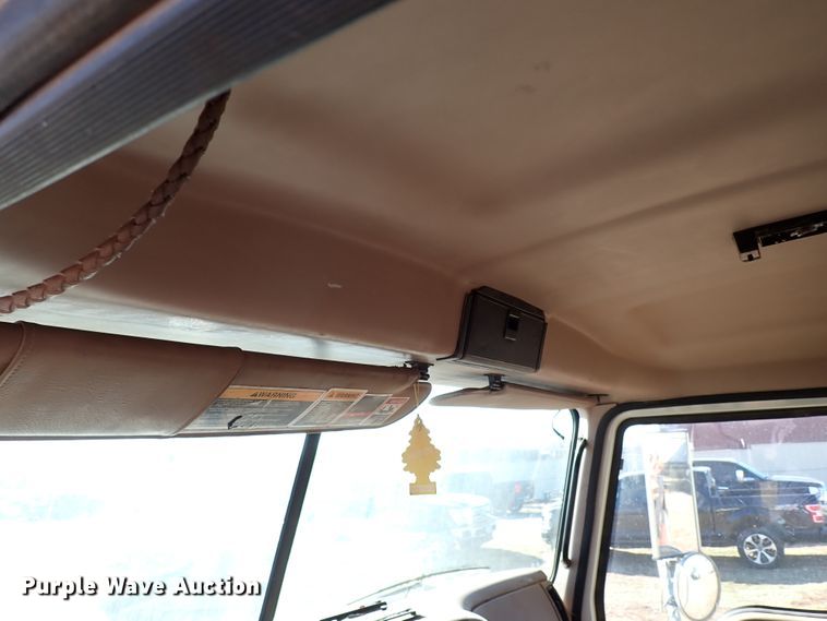 image for item JO9703 2003 Mack CV713  vacuum truck