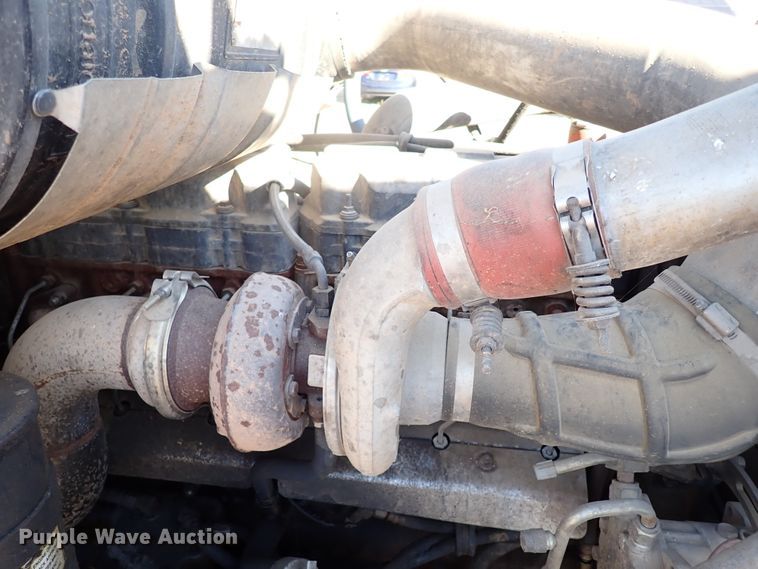 image for item JO9703 2003 Mack CV713  vacuum truck