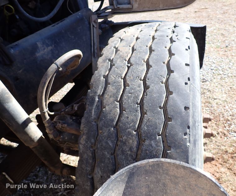 image for item JO9703 2003 Mack CV713  vacuum truck