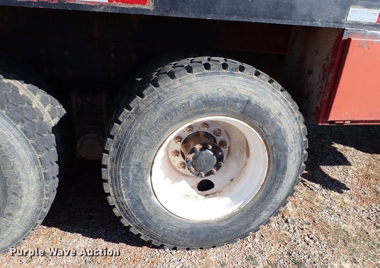 image for item JO9703 2003 Mack CV713  vacuum truck