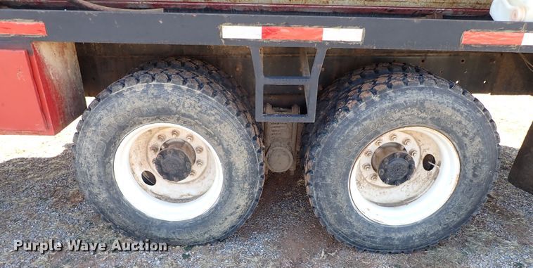 image for item JO9703 2003 Mack CV713  vacuum truck