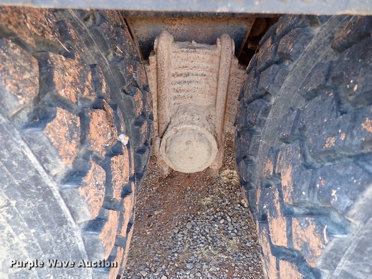 image for item JO9703 2003 Mack CV713  vacuum truck