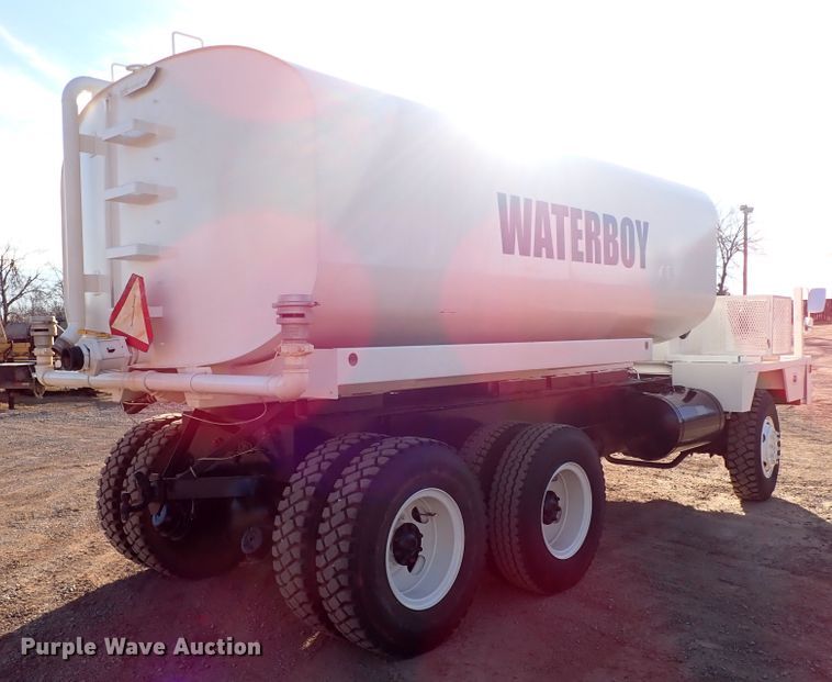 image for item JO9704 Gradall  water wagon